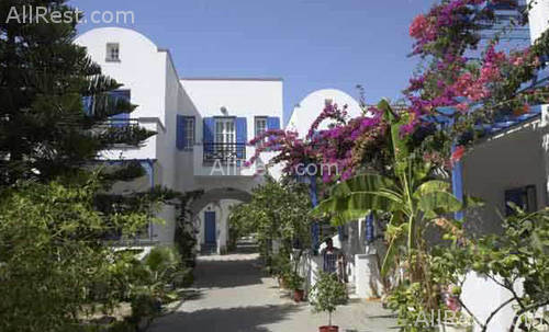 Levante Beach Hotel 